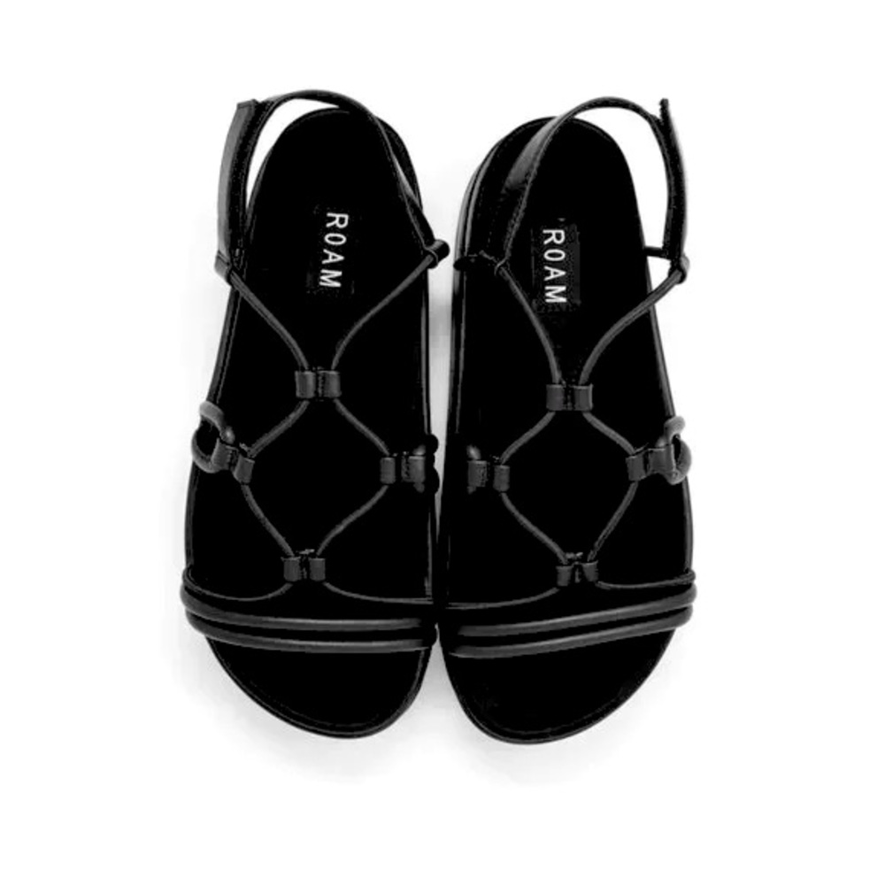 Color: Black  NWOT  Size: 9  ROAM’s new ‘Linky Platform’